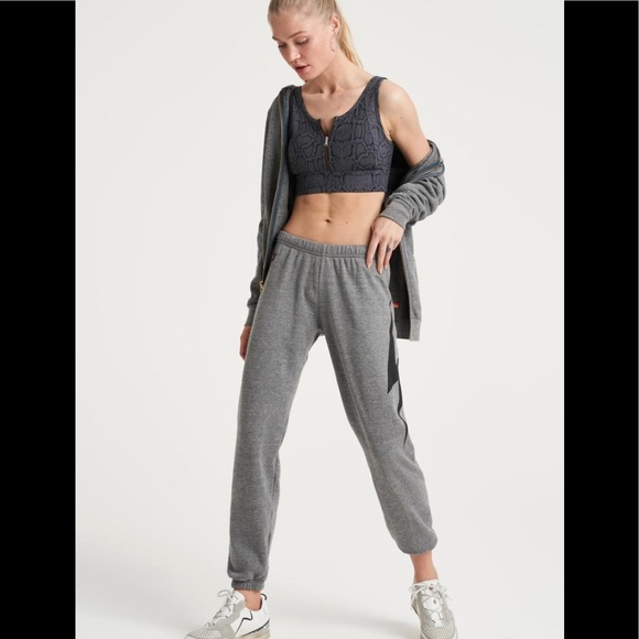 Varley Fay Sports Bra - Picture 4 of 9